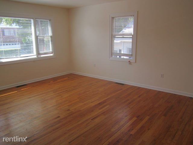 Iroquois Rd - Photo 3 of 6