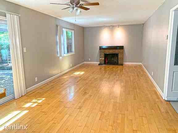 1906 Conifer Ct - Photo 3 of 20