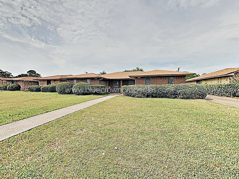 1411 Blackwell Dr - Photo 2 of 17