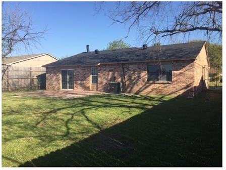 7216 Lancashire Drive - Photo 2 of 17