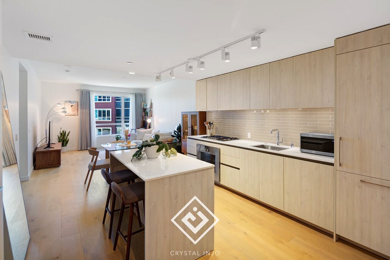 110 Channel Street #515