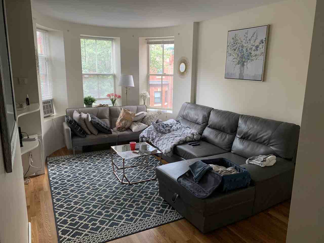 90 Saint Botolph Street #8CB