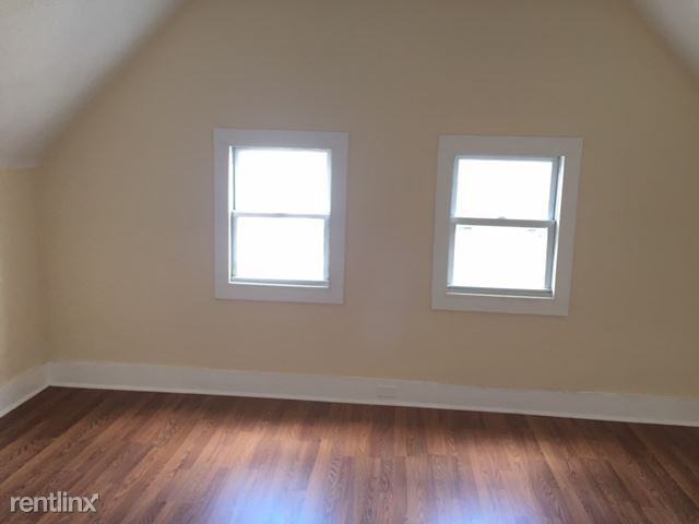 76 Thompson St Fl 3 #3 - Photo 3 of 7