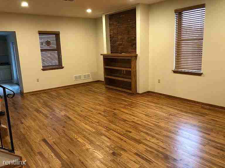 40 S 22nd St - Photo 2 of 14