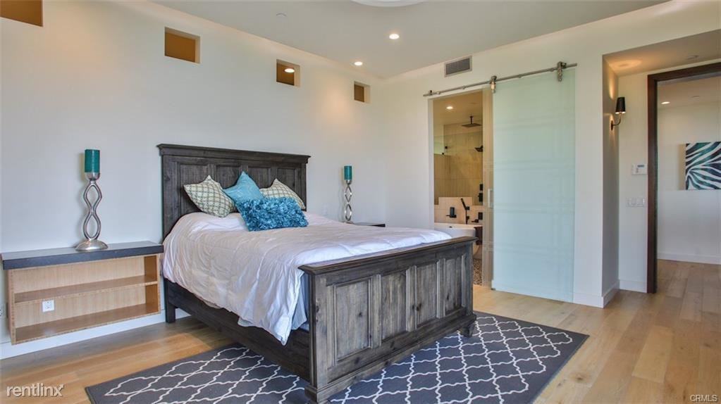 410 Arenoso Ln #102 - Photo 2 of 11