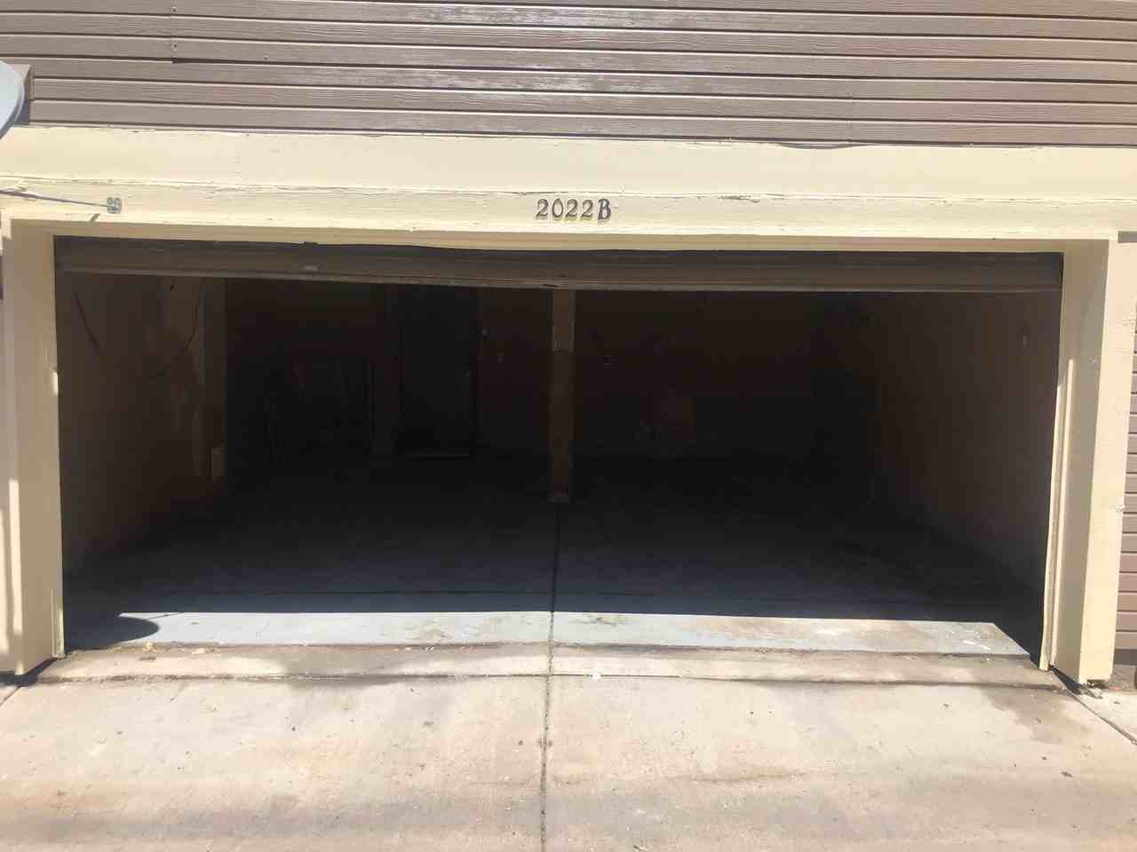 2022 S Helena St #B - Photo 3 of 14