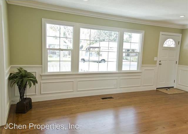 1834 Noemi Dr. - Photo 2 of 13