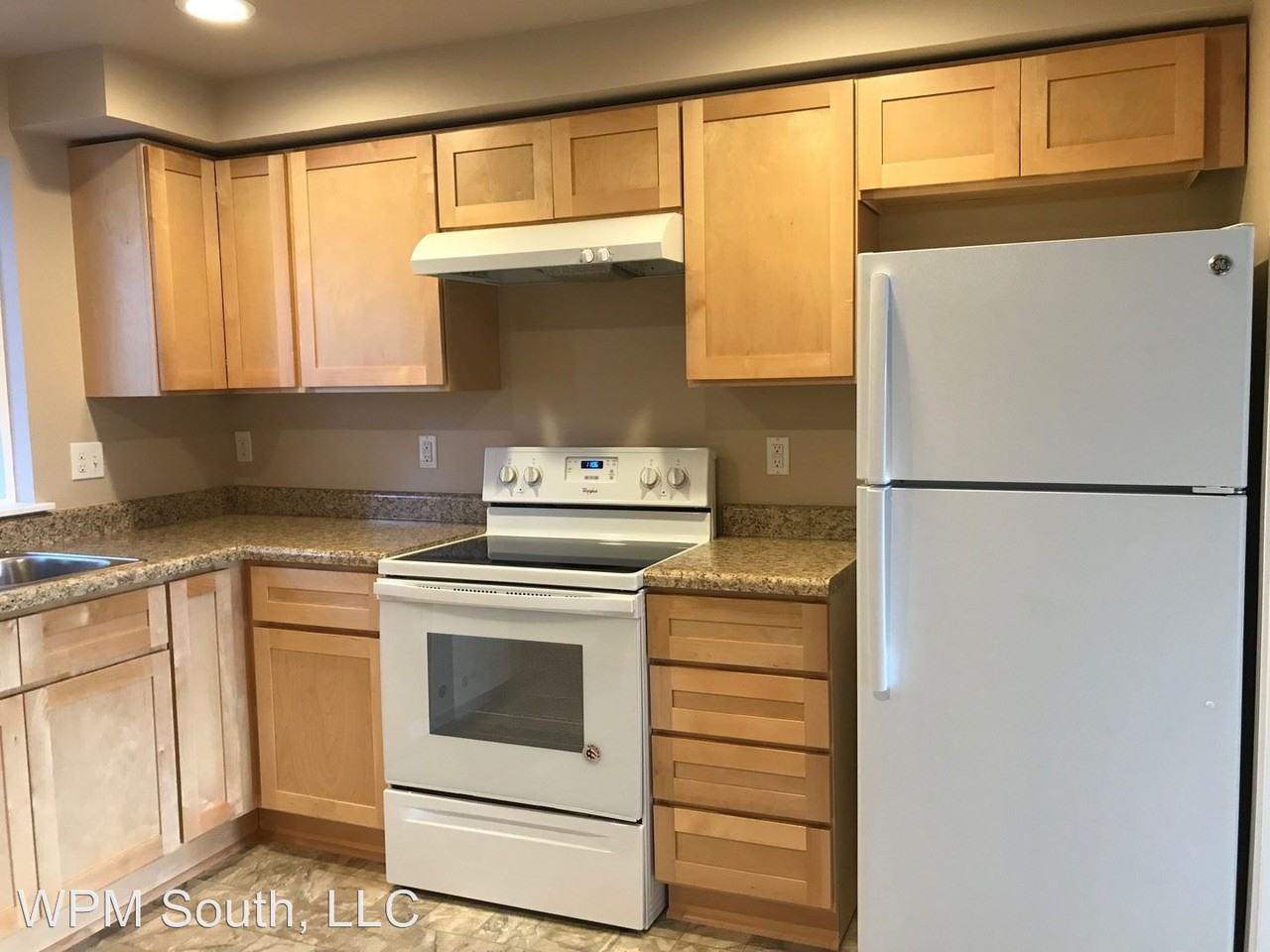 8430 S 266th St - Photo 2 of 8