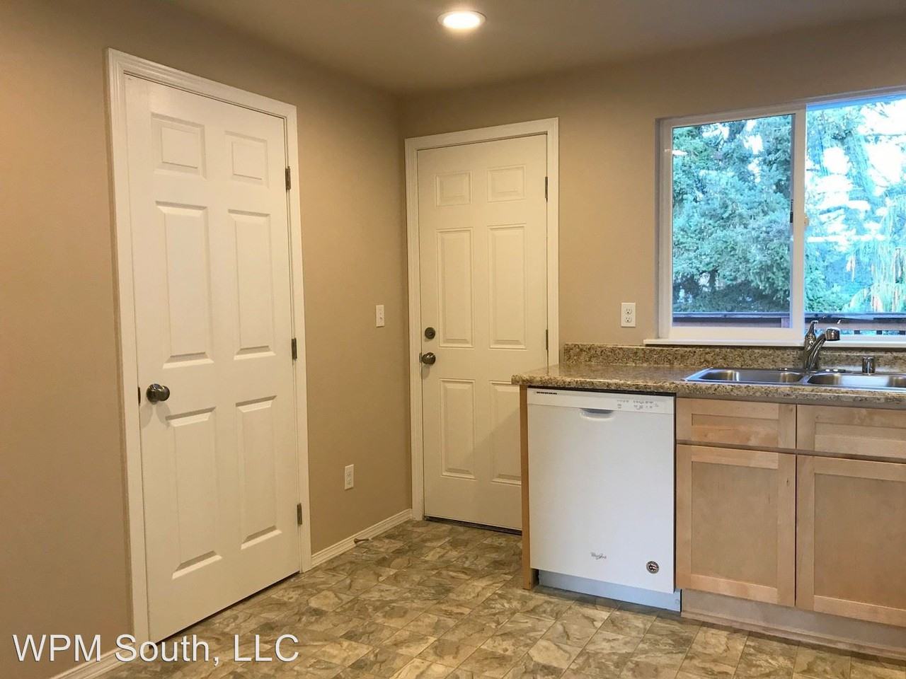 8430 S 266th St - Photo 3 of 8