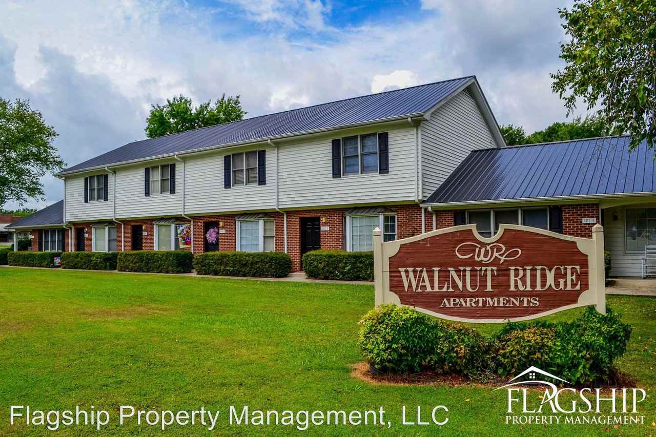 3412 North Walnut Street - Photo 2 of 6