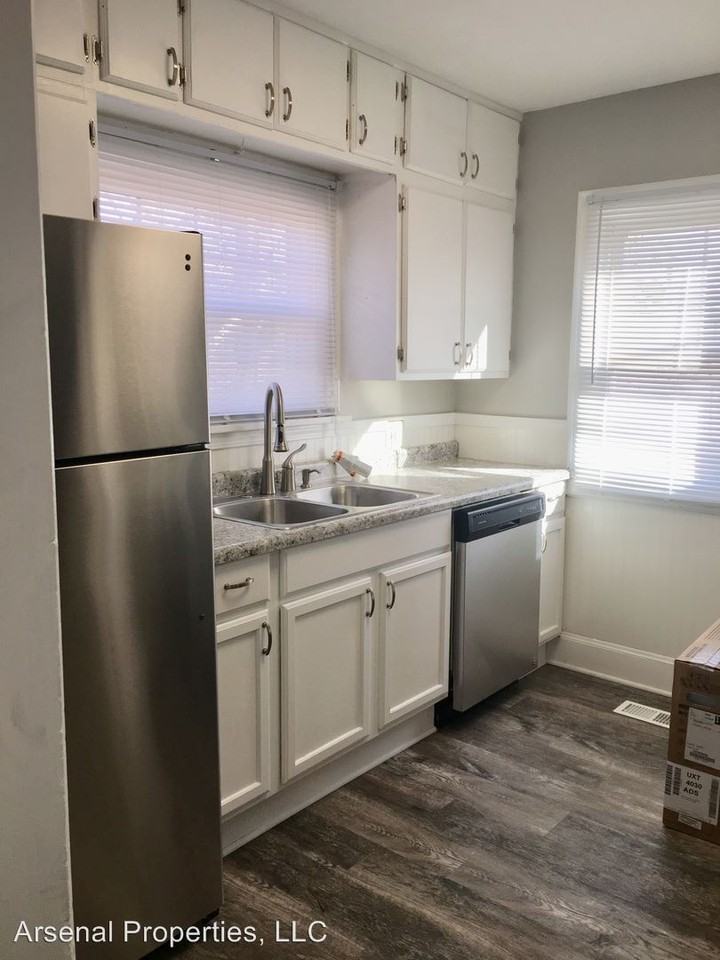 1811 W 8th St. - Photo 2 of 14