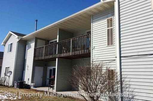 92-98 Niehoff Dr - Photo 2 of 15