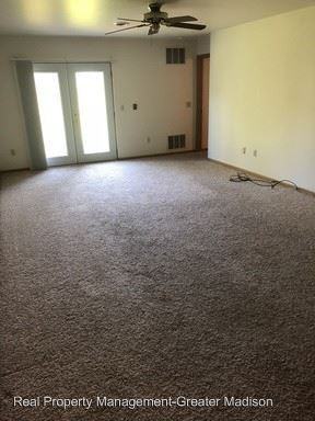 92-98 Niehoff Dr - Photo 3 of 15