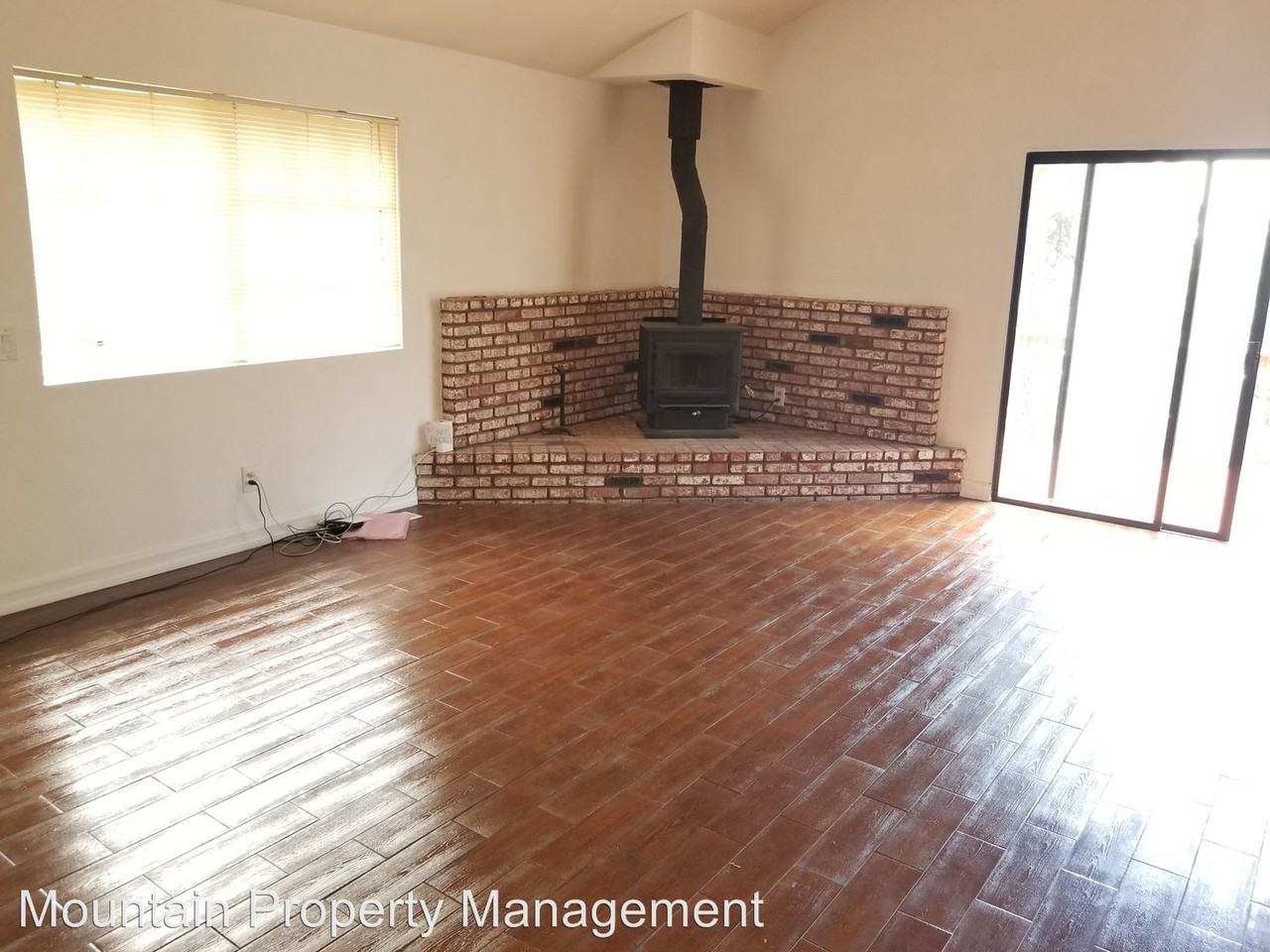 21551 Peak Cir - Photo 2 of 7