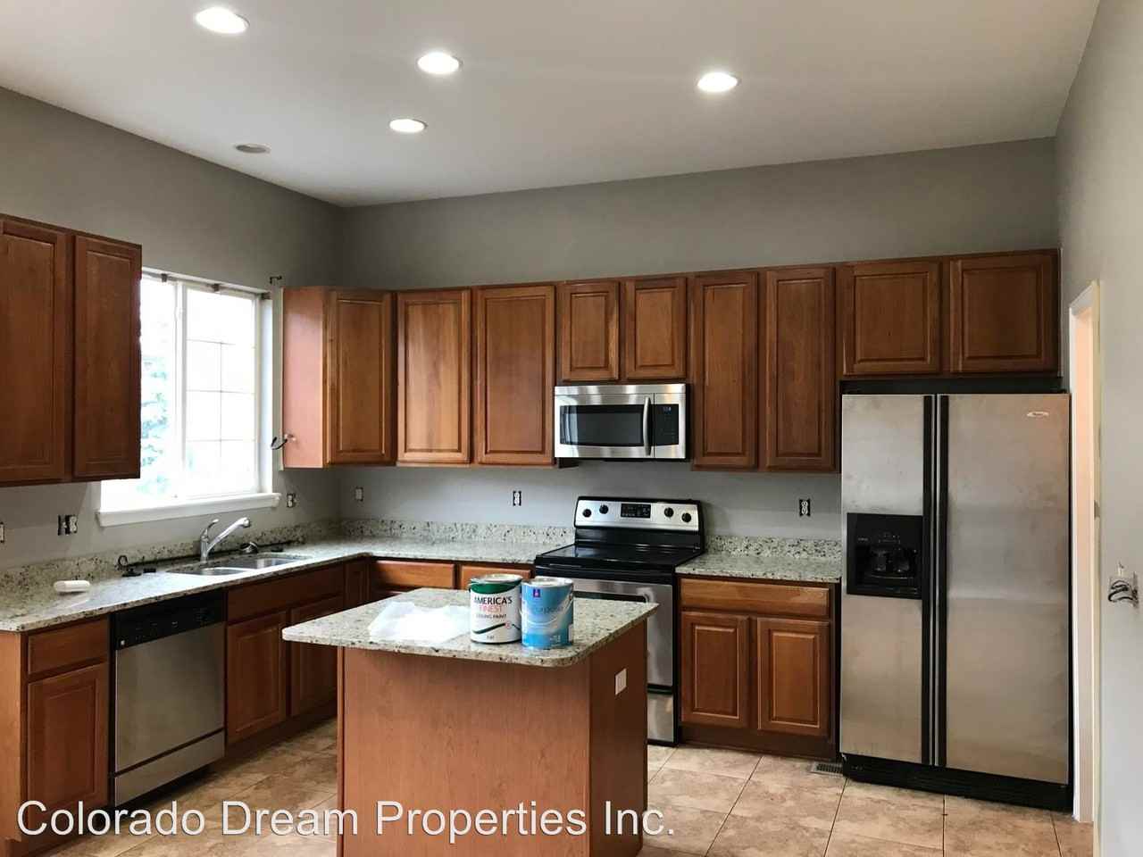 1652 Cherry Hills Ln - Photo 3 of 35