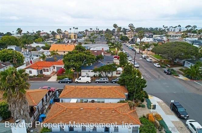 925 Opal St. - Photo 2 of 10