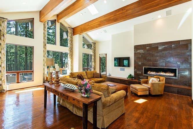 911 Driver Way - Photo 2 of 29