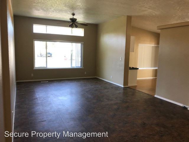 113 Naches Ave - Photo 2 of 3
