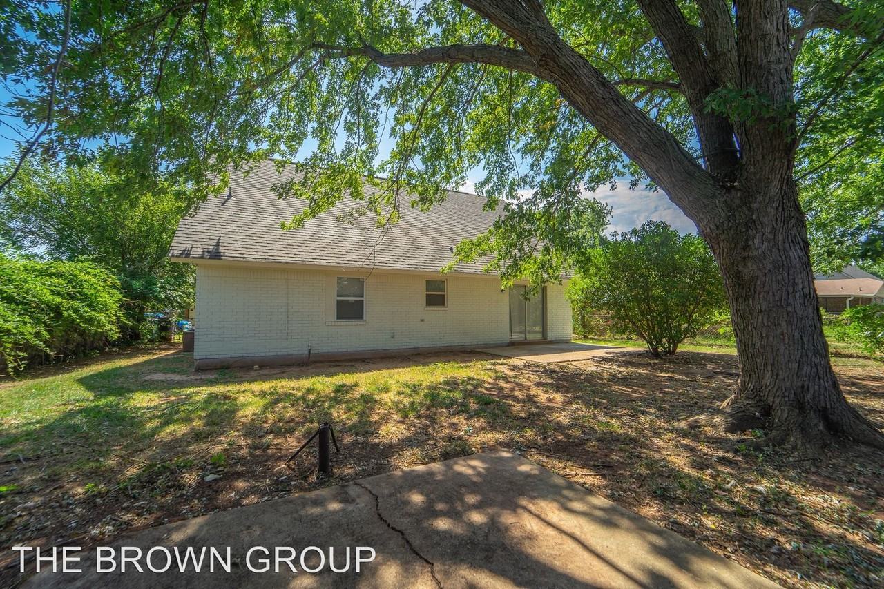 5505 Chad Road - Photo 3 of 28