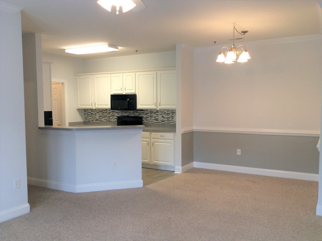2017 Silvercrest Dr #A - Photo 4 of 21