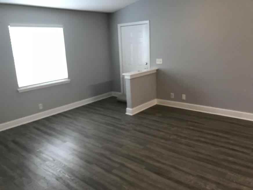 5861 105th St - Photo 3 of 10