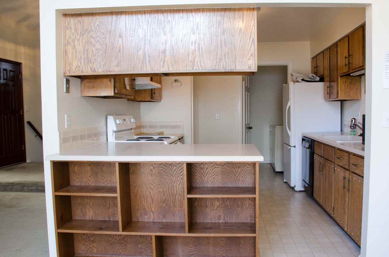 205 Fox Dr - Photo 2 of 20