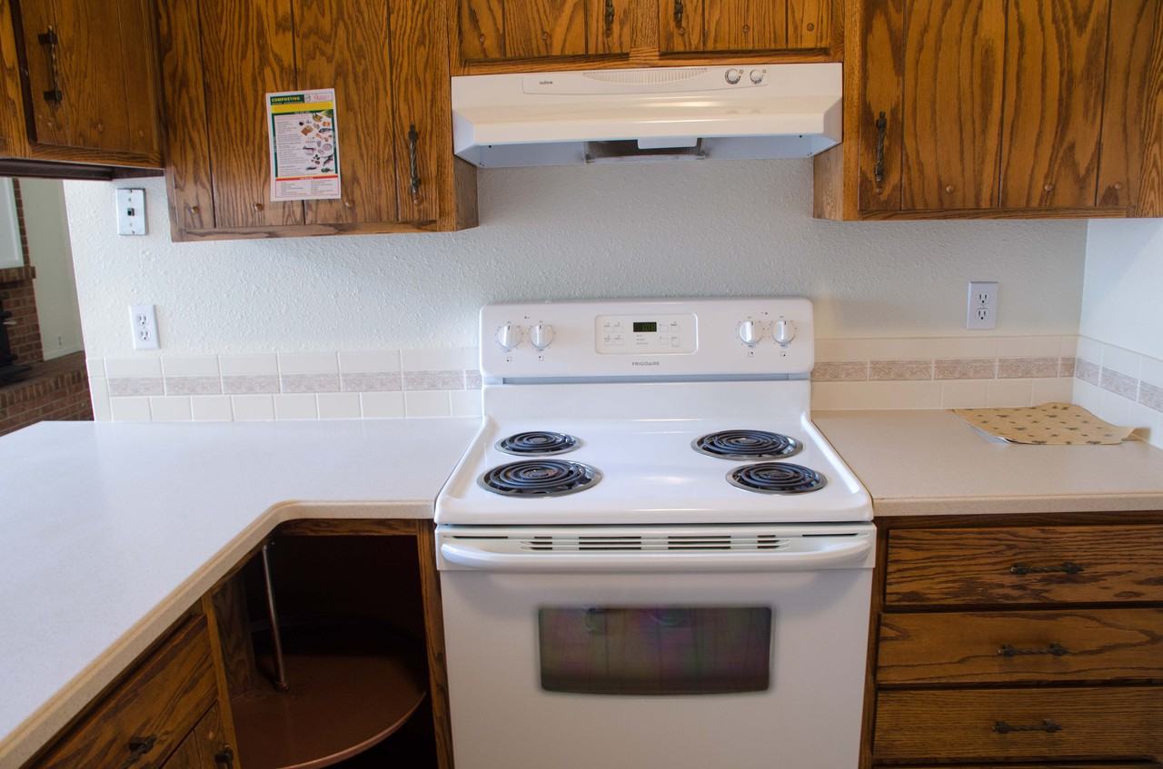 205 Fox Dr - Photo 3 of 20