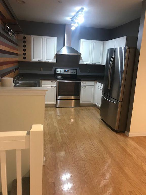 23980 Woodward Ave - Photo 3 of 9