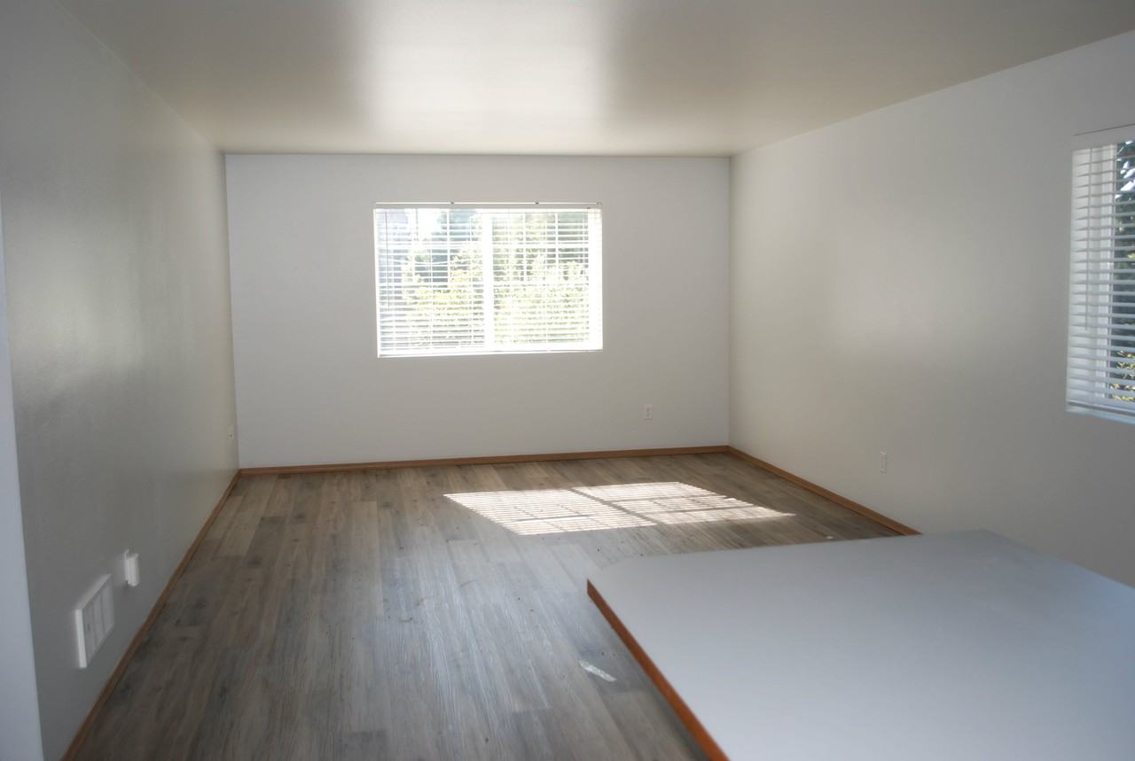 8624 Delridge Way SW - Photo 2 of 9