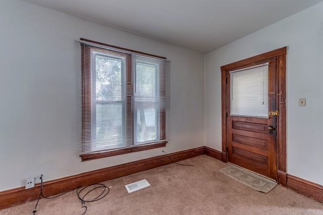 120 King William #1 - Photo 2 of 15