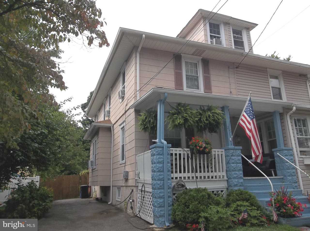 219 Kingston Avenue - Photo 2 of 26