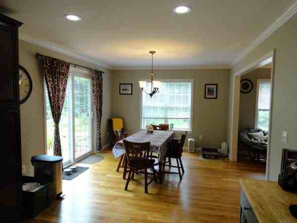 233 Dudley - Photo 2 of 11