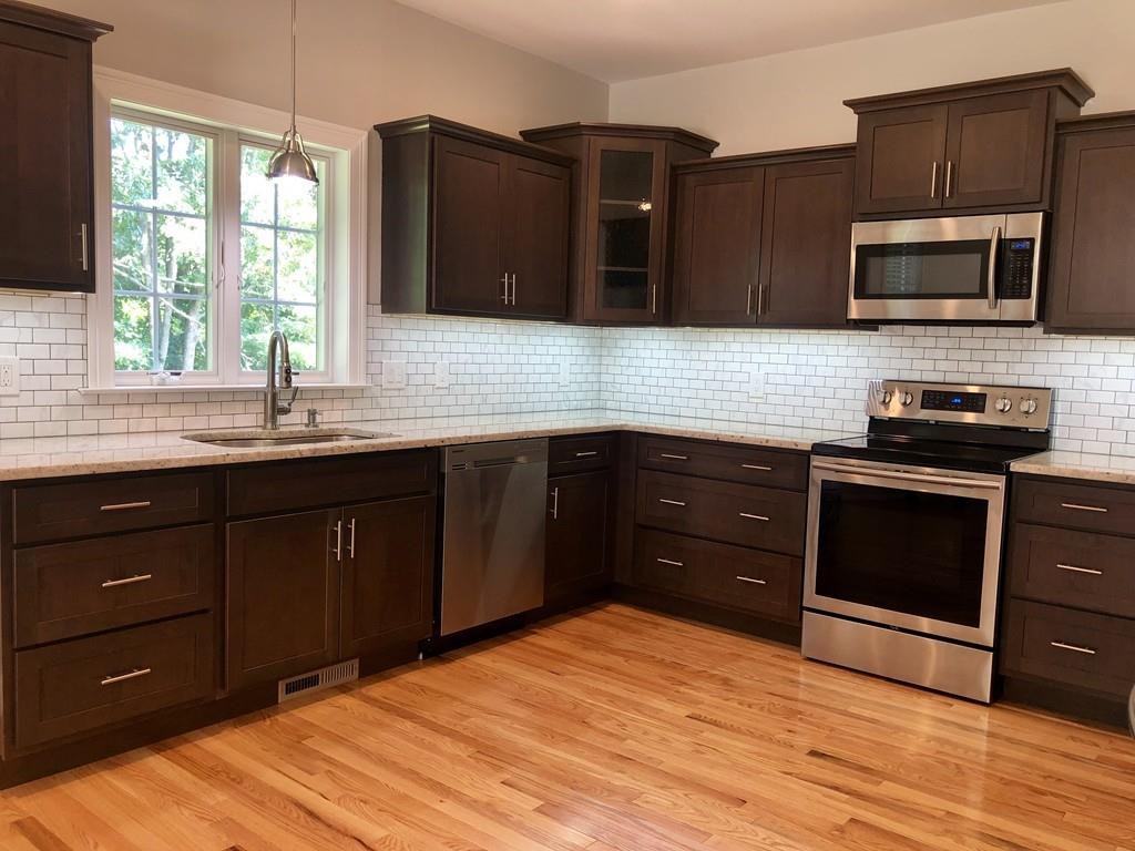 25 Jack'S Drive Unit 23 - Photo 3 of 34