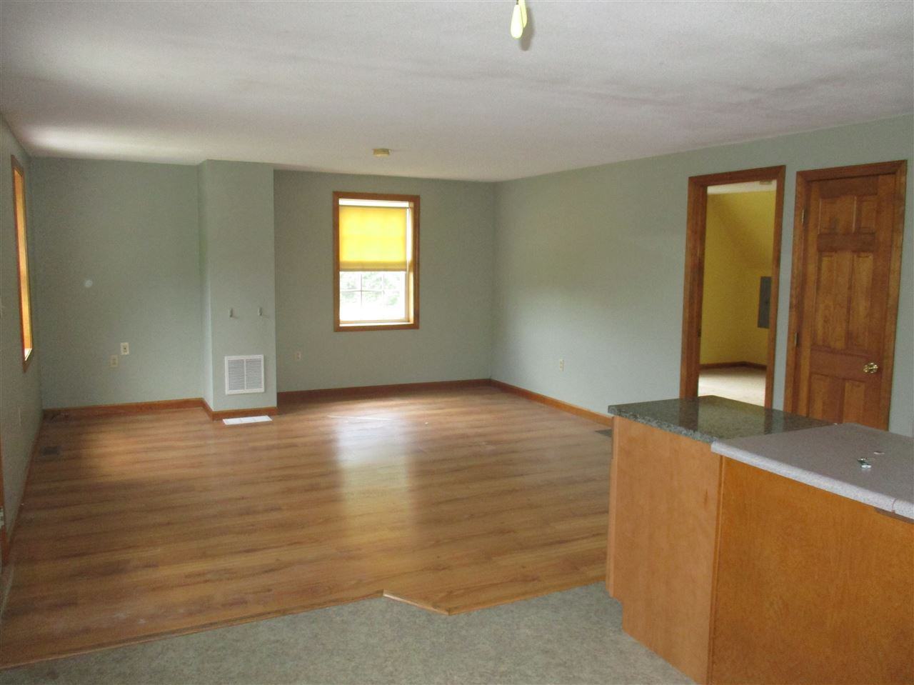 283A A Old Peterborough Road - Photo 3 of 8