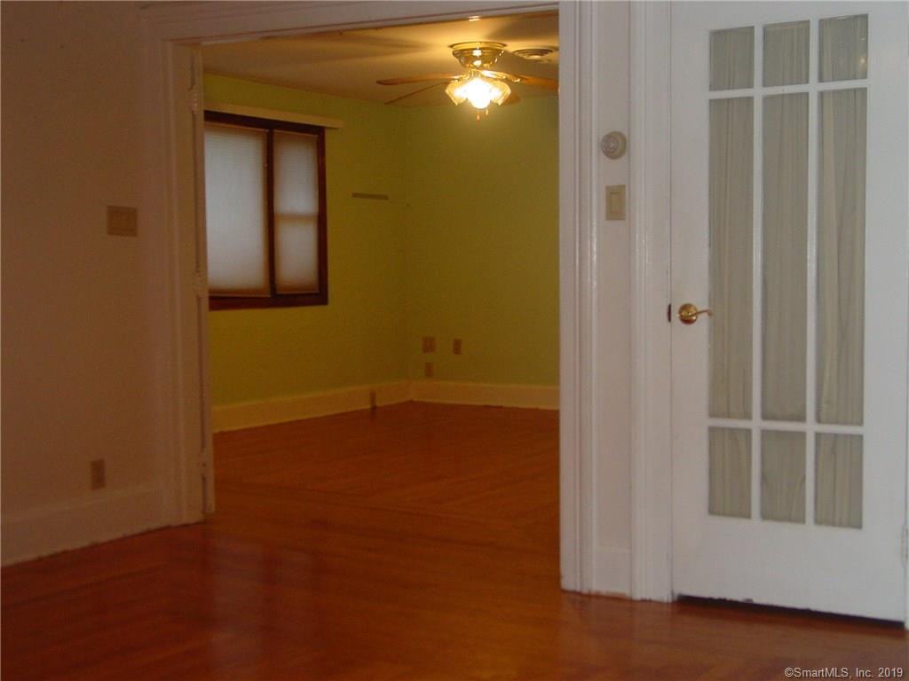 6 South Cliff Street Unit 2 Unit 2 - Photo 3 of 15