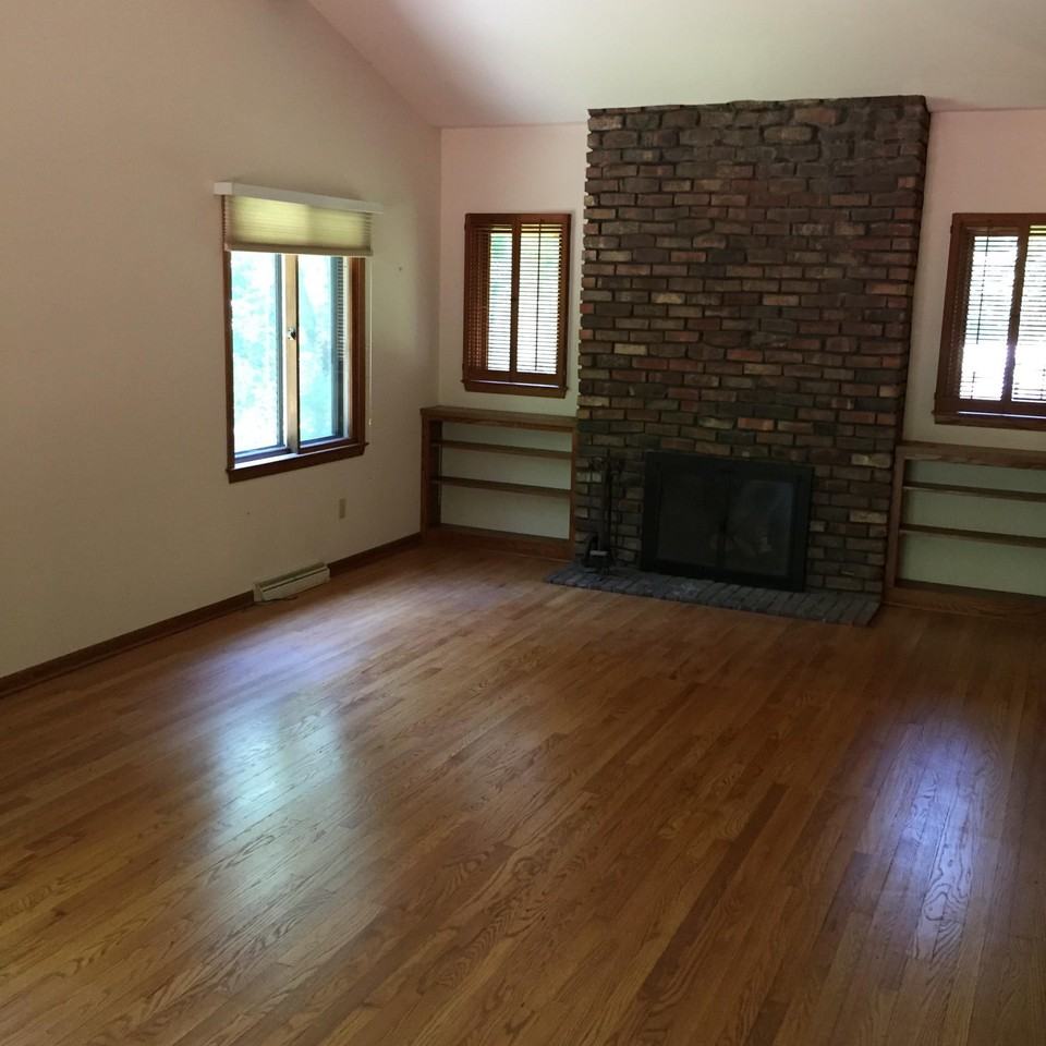 W330S3580 W330 S3580 Honeysuckle Dr. - Photo 3 of 18