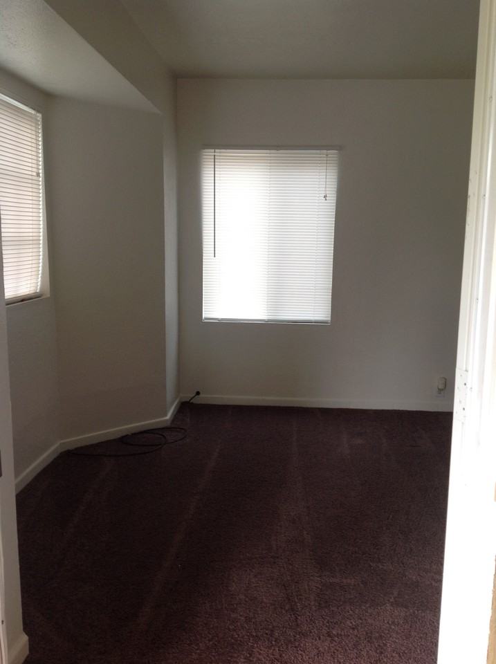 789 Bunker Hill Dr - Photo 2 of 12