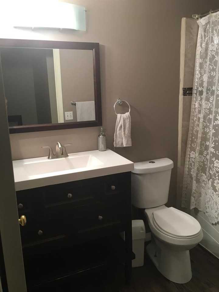 Townhouse in Didsbury - Photo 3 of 9