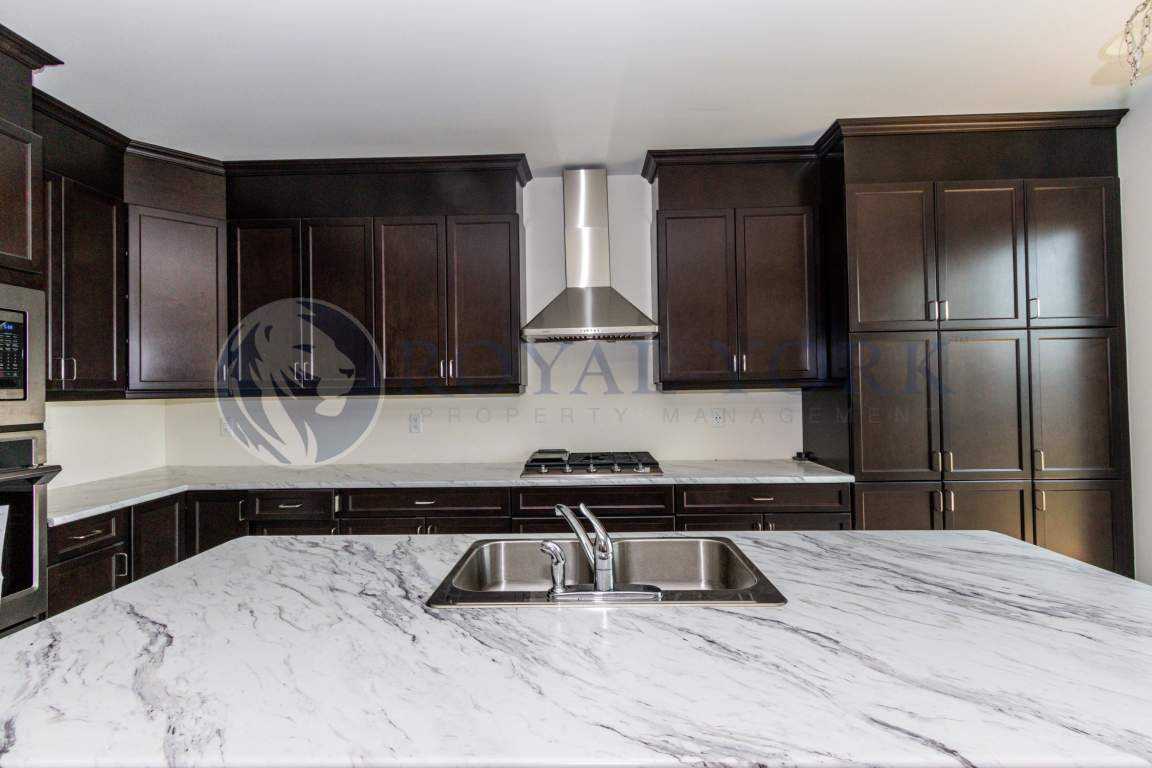 BRAND NEW 4 BED 4 BATH HOUSE FOR RENT PICKERING TAUNTON RD