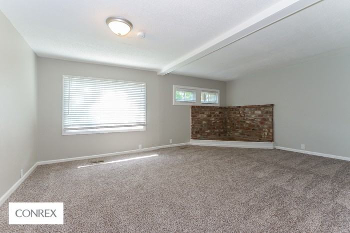 7920 North Jefferson Street - Photo 2 of 8