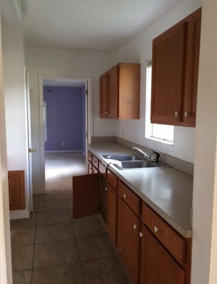 1287 3rd Street Southeast - Photo 3 of 9