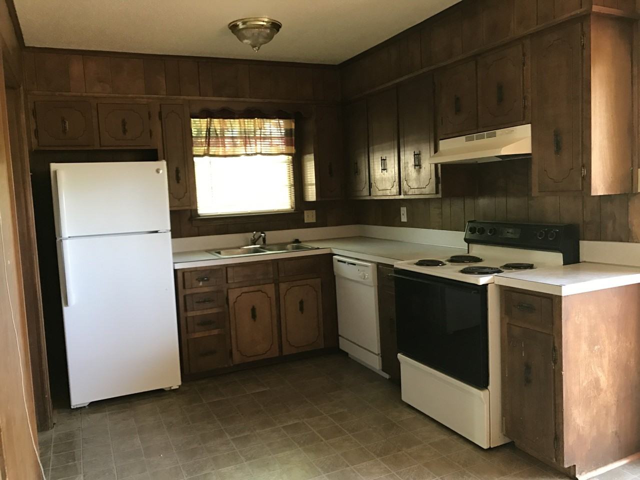 602 W Scenic Dr - Photo 7 of 10