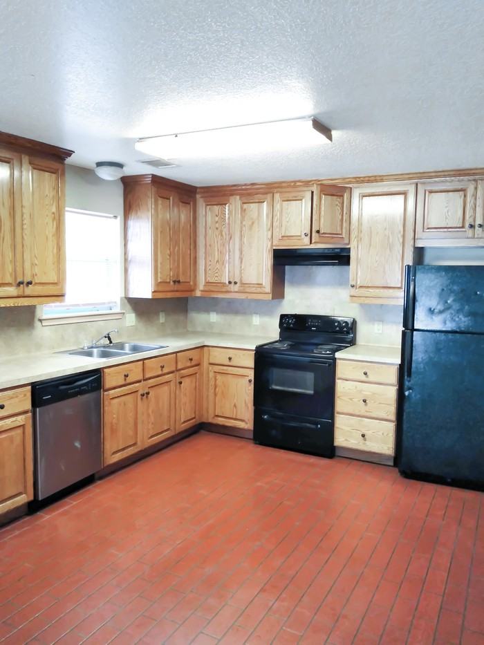 4106 Marsh Street - Photo 3 of 10