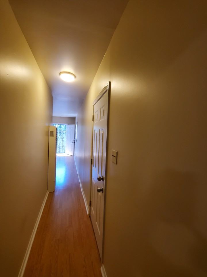 260 Terminal Avenue - Photo 3 of 9