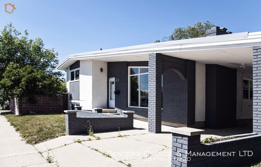 2215 11a Avenue N - Photo 2 of 19