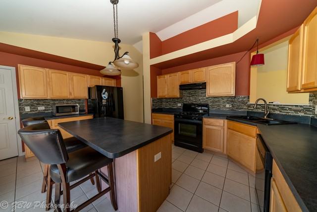 1686 Fredericksburg - Photo 3 of 13