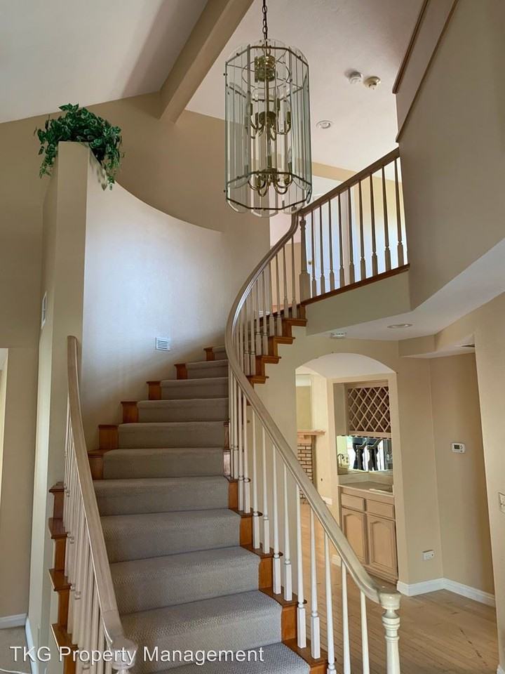 5370 Via Asturias - Photo 3 of 29