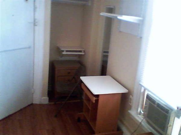 Furnished Single Bedroom on Easton & Stone - Photo 2 of 4