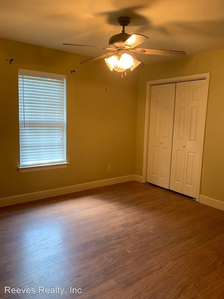 7406 Tara Drive S - Photo 3 of 24