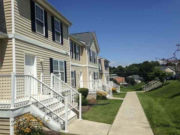 Copper Beech Townhome - Photo 3 of 4